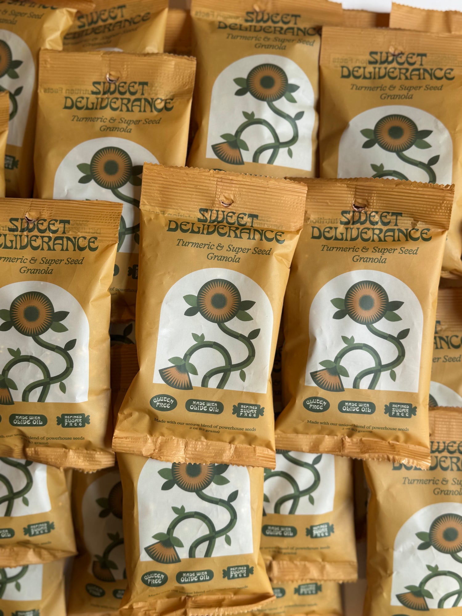 Turmeric & Super Seed Granola mini 4pack